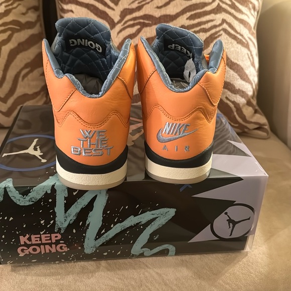 Air Jordan 5 x DJ Khaled Collab. Crimson Bliss/Sail/Leche Blue. Women’s 7. - Picture 3 of 7